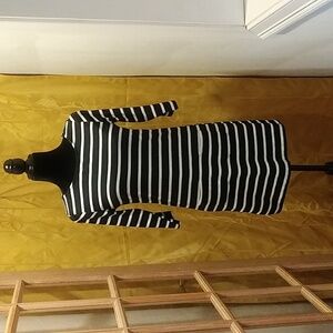 Nine Eight 100 %Cotton B&W Stripe M